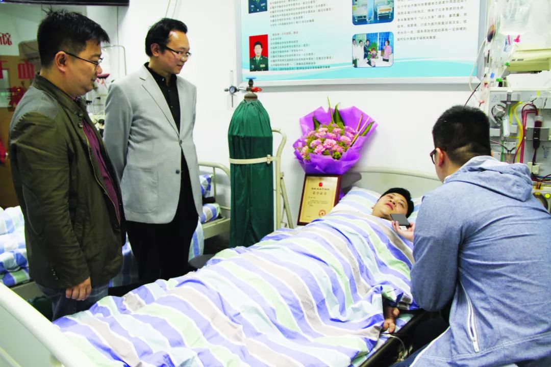 【最美兵裝人&lt;22&gt;】大愛仁心：青山工業(yè)鄒瑜的生命助跑
