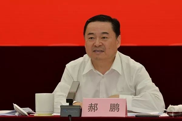 國資委與中央企業(yè)簽訂經(jīng)營業(yè)績責(zé)任書，郝鵬強(qiáng)調(diào)要全力以赴穩(wěn)增長切實(shí)發(fā)揮好“穩(wěn)定器”作用